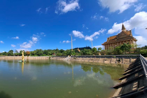 Phnom Penh: Oudong Mountain Day Trip with Lunch Phnom Penh: Oudong Mountain Half Day Trip with Lunch