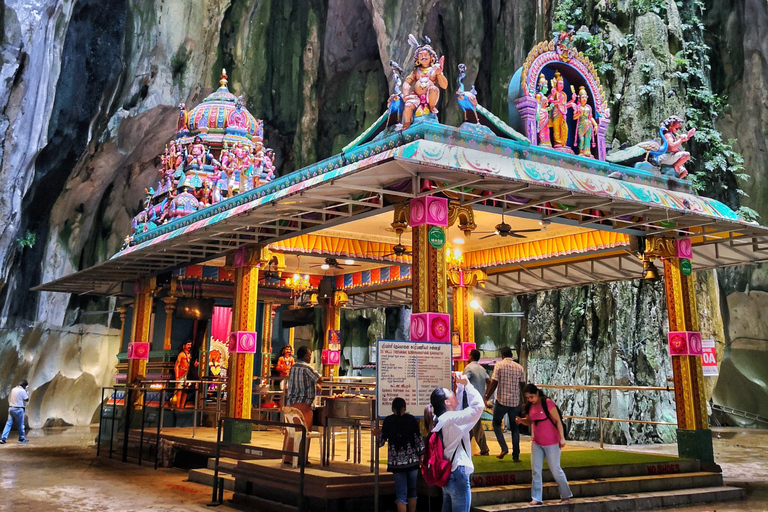 Kuala Lumpur: Suburbs and Batu Caves Half-Day TourShared Tour for a Minimum of 2 Adults