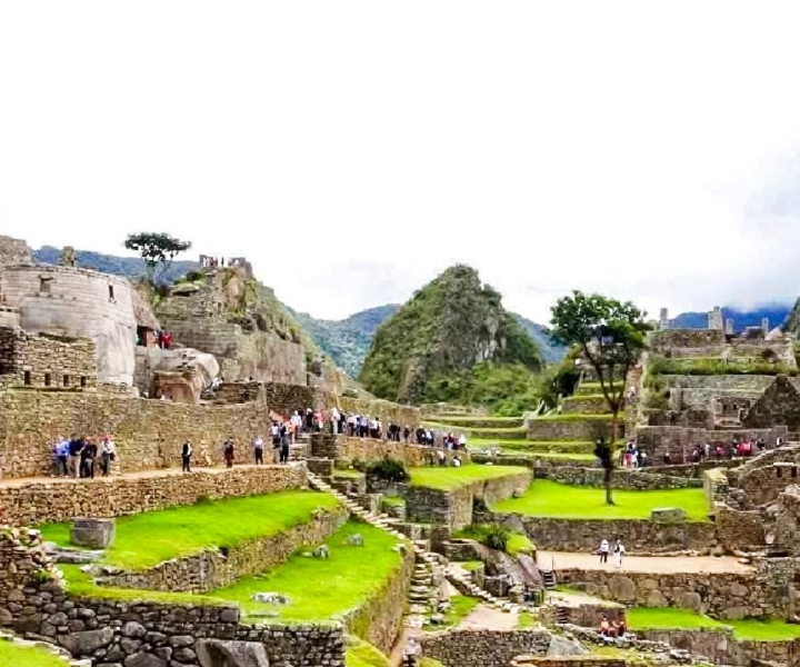Cusco: 2-Day Sacred Valley and Machu Picchu Guided Tour