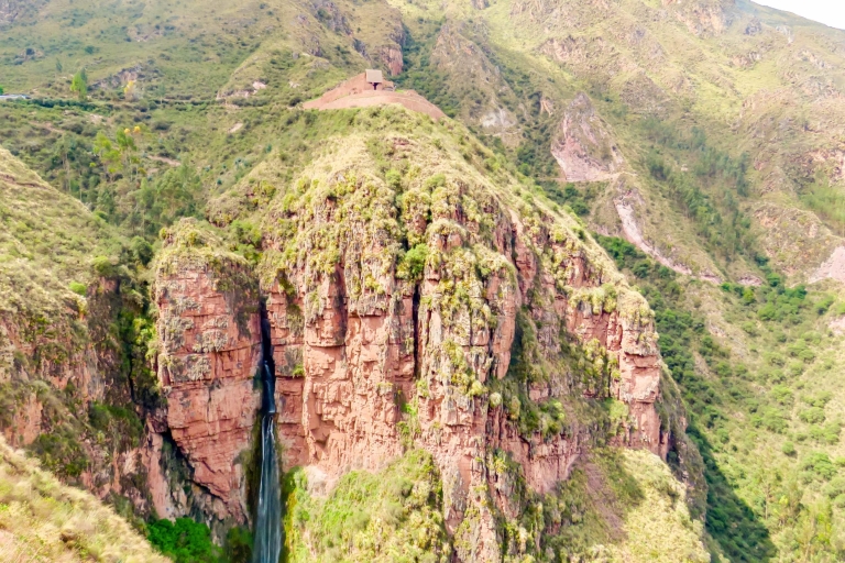 Z Cusco: Wodospad Perolniyoc Całodniowa wędrówka do świętej dolinyZ Cusco: całodniowa wędrówka do wodospadu Perolniyoc
