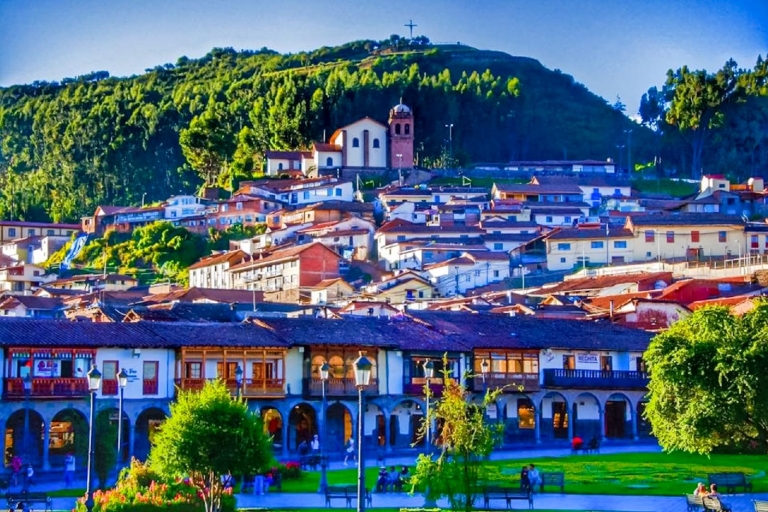 Cusco: Einweg-Flughafentransfer zum HotelOne-Way-Transfer mit englischsprachigem Fahrer