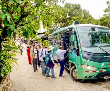De Aguas Calientes: Bilhete de Ônibus de Ida e Volta para Machu Picchu