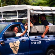 Moorea: Geländewagen-Tour mit Magic Mountain, Gärten & Destillerie