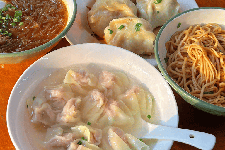 Hangzhou Breakfast Walk: Eat Like a Local in the City Center