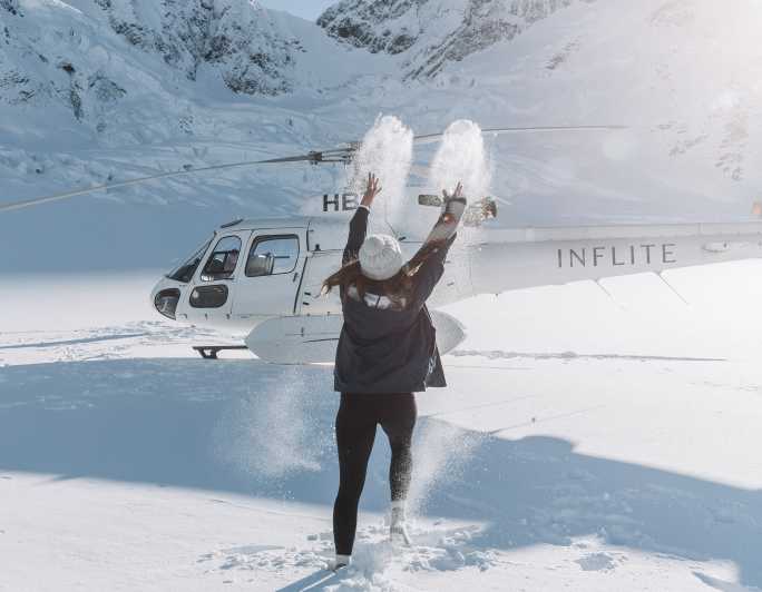 Mount Cook: volo panoramico in elicottero con atterraggio alpino