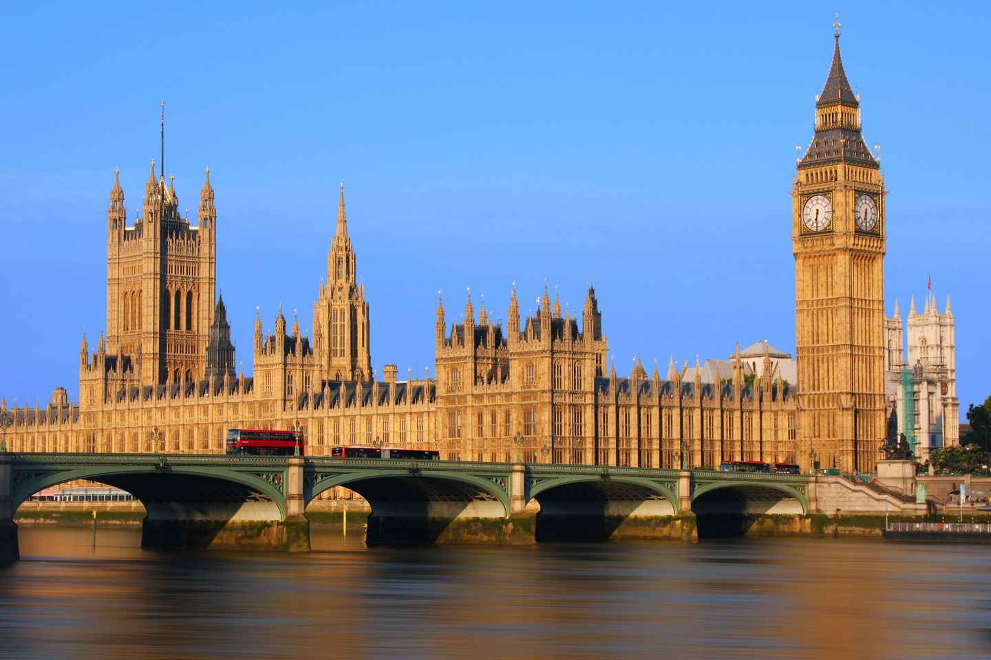 London in One Day Tour with River Cruise