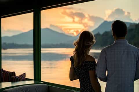 Mekong River: 2-Hour Luxury Sunset Cruise with Canapés