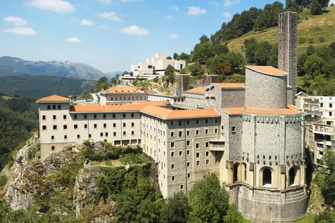 Oñati and Aranzazu sanctuary tour from San Sebastian