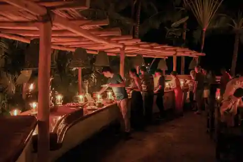 Puerto Vallarta : Dîner-croisière avec buffet et spectacle de danse en direct