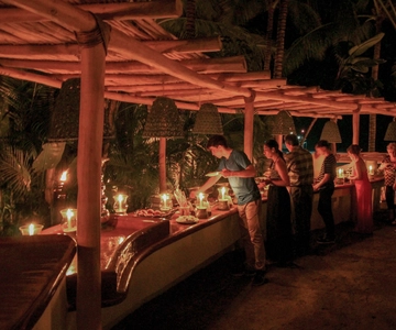 Puerto Vallarta: Dinner Cruise with Buffet & Live Dance Show