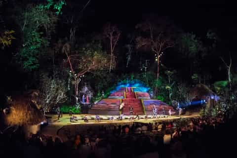 Puerto Vallarta: Rhythms of the Night Cruise & Dinner Show