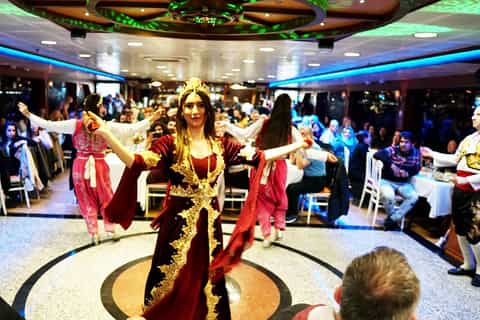 Istanbul: Turkish Night on the Bosphorus Dinner Cruise