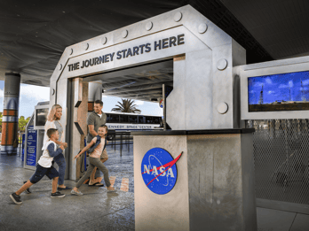Kennedy Space Center Visitor Complex: Ticket Kennedy Space Center Visitor Complex: Ticket