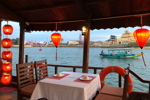 Cruzeiro romântico com jantar ao pôr do sol em Hoi AnCruzeiro com jantar ao pôr do sol em Hoi An