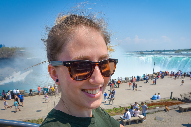 Toronto: Niagara Falls Group or Private Day Tour with Cruise Niagara Falls: Day Tour with Hornblower Boat Cruise