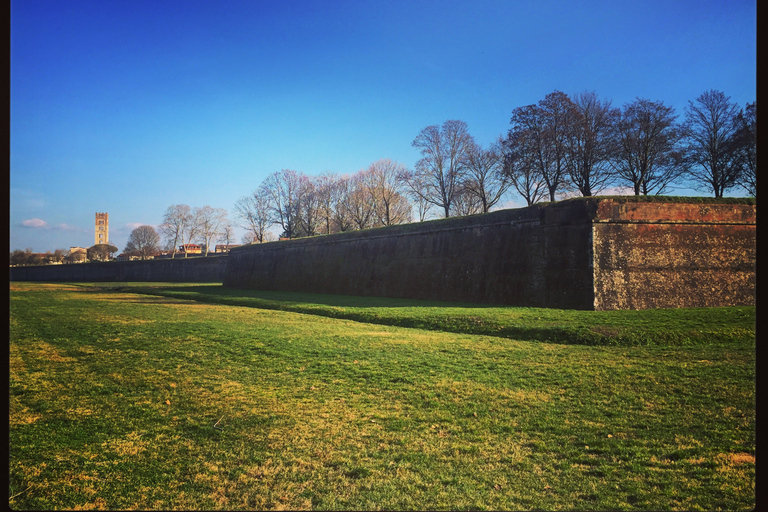 Lucca: 2-Hour City Center Walking Tour