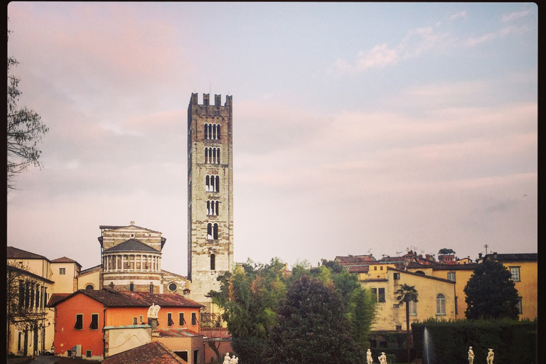 Lucca: 2-Hour City Center Walking Tour
