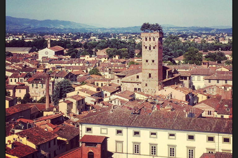 Lucca: 2-Hour City Center Walking Tour