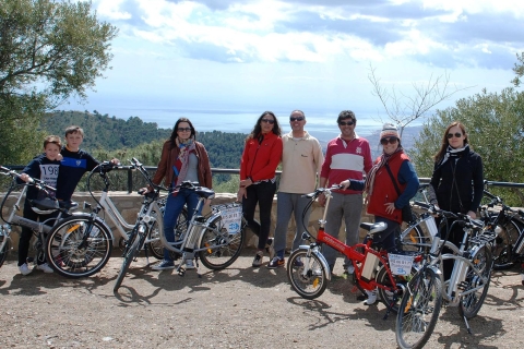 Malaga : visite guidée en vélo électrique avec location d'une journéeMálaga: Visite guidée d'une journée avec temps libre en vélo électrique