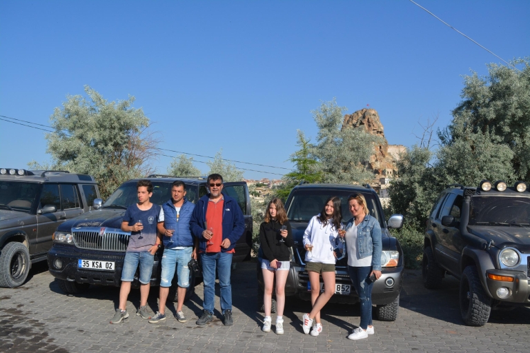 Capadocia: tour privado en jeep por los valles del atardecer