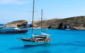 Malta, Gozo & Comino: Three Islands Trip with Lunch & Wine