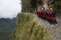 La Paz, Mountain Bike Down the World's Most Dangerous Road - Housity