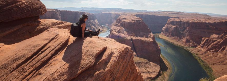 Antelope Canyon, Monument Valley & Horseshoe Bend 3-Day Tour
