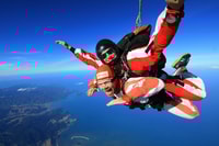 De Motueka, Abel Tasman Tandem Skydive Experience - Housity