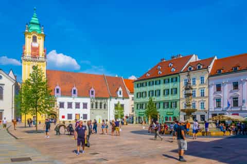 desde viena tour por bratislava con opciones de comida