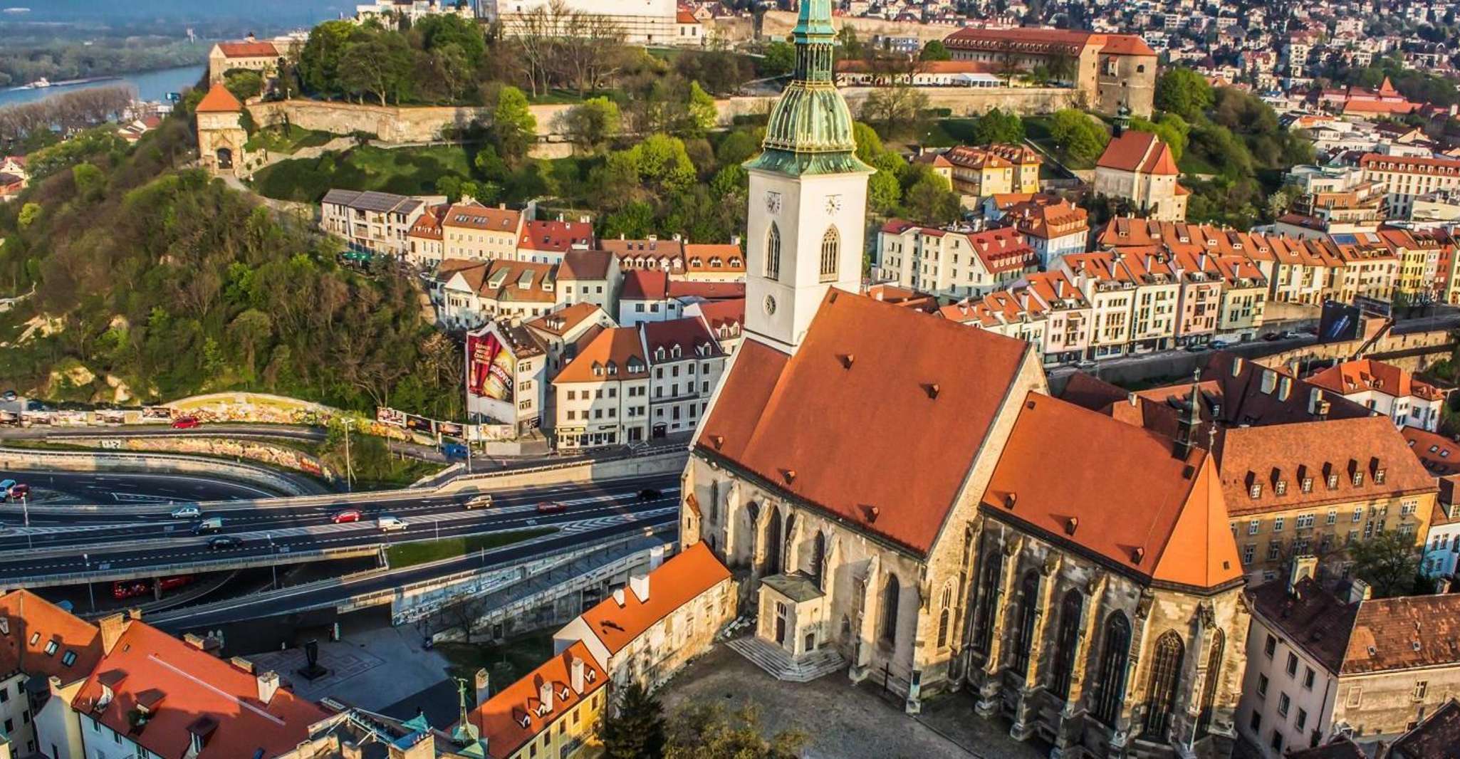 Bratislava, 1-Hour Small Group Walking Tour - Housity