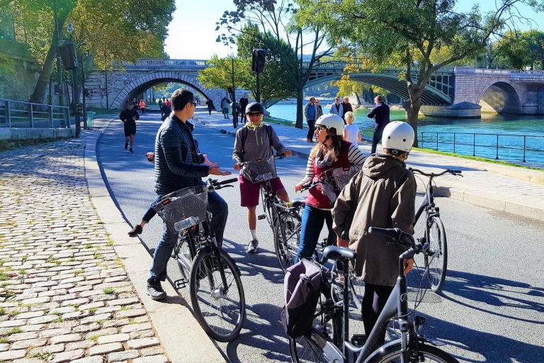 Paris : visite à vélo des trésors de la villeVisite en allemand