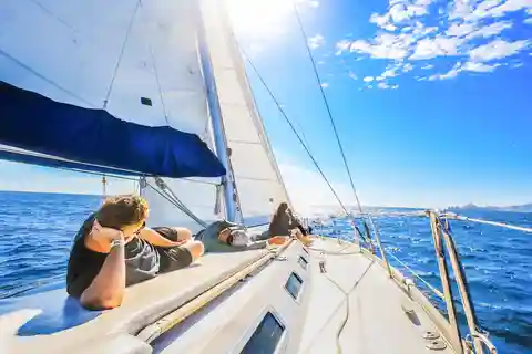 Los Cabos: Sailing Cruise with Snorkeling and Lunch