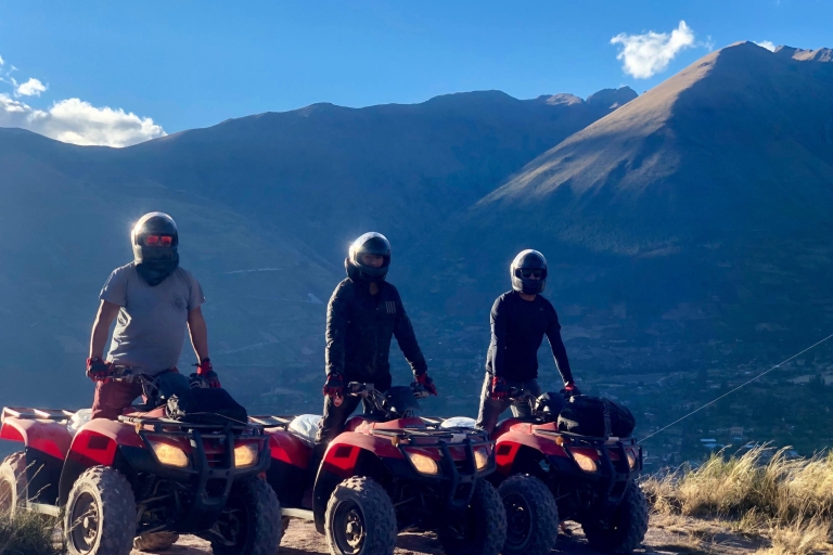 Desde Cuzco: tour en quad por Moray y las minas de salRecorrido compartido: conductor + pasajero en quad 06:30.