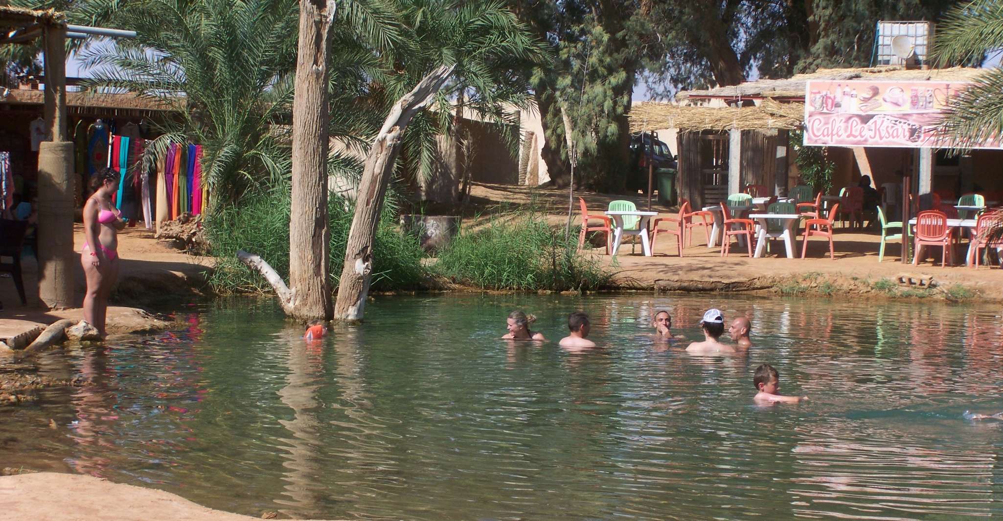 Da Djerba, Ksar Ghilane Sahara e Oasis Tour di un giorno intero - Hizvo