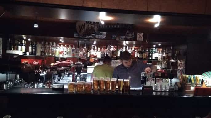 pilsen pub and club crawl