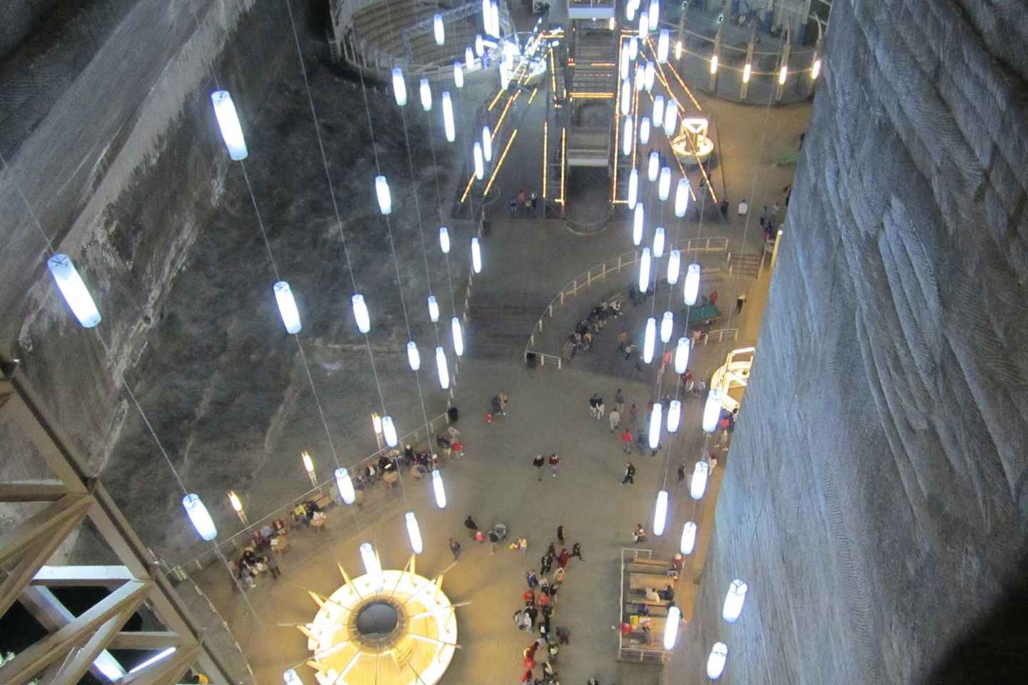 Dagsferð frá Brașov til Turda Saltminu