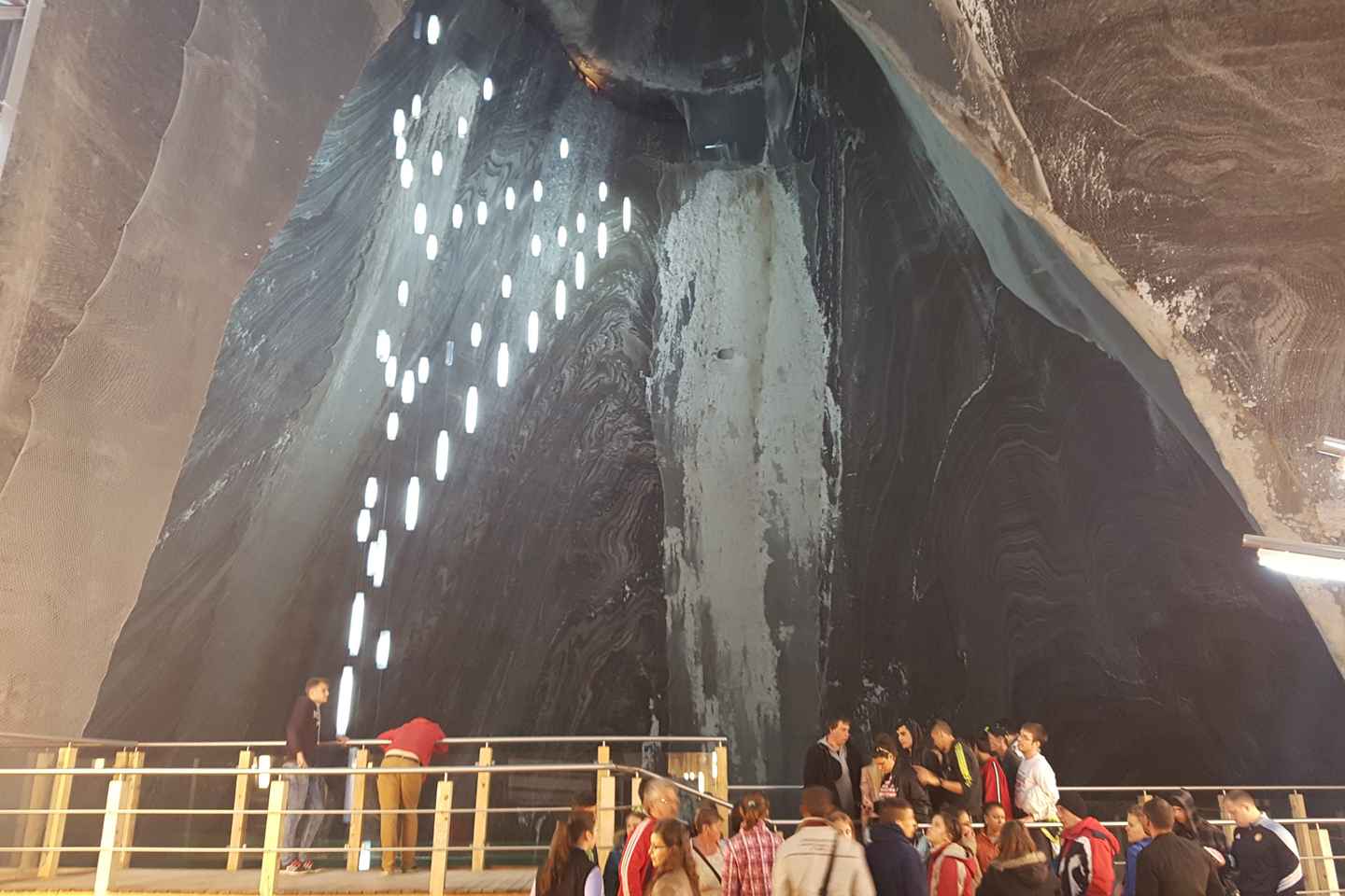 Dagsferð frá Brașov til Turda Saltminu