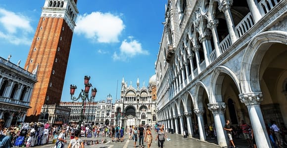Ab Jesolo: Tour nach Venedig, Murano und Burano