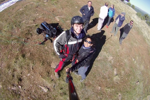 Paragliding Tandemflug von MadridMadrid: Gleitschirm-Tandemflug