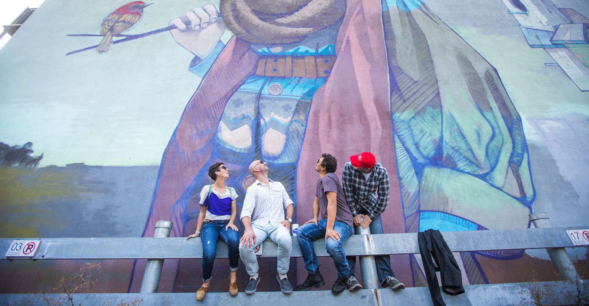 Montreal, Street Art & Mural 2-Hour Guided Walking Tour - Hizvo