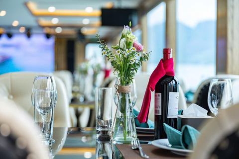 Ha Long Bay Day Trip: Luxury Cruise & Buffet Lunch & Jacuzzi Option 2: For Guests from Ha Long