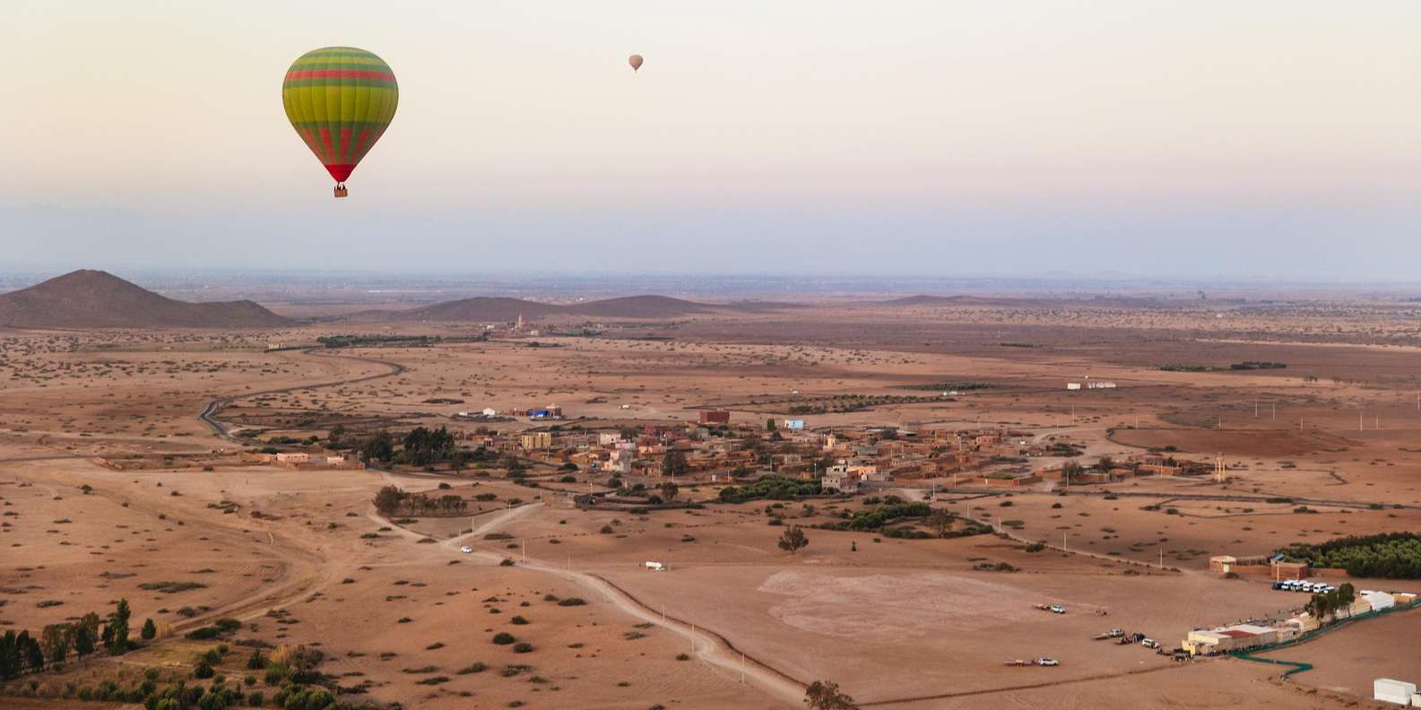 Marrakech: Hot Air Balloon Ride with Transfers & Breakfast