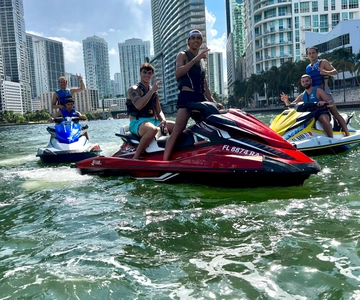 Miami: Biscayne Bay and Miami Beach Guided Jet Ski Adventure