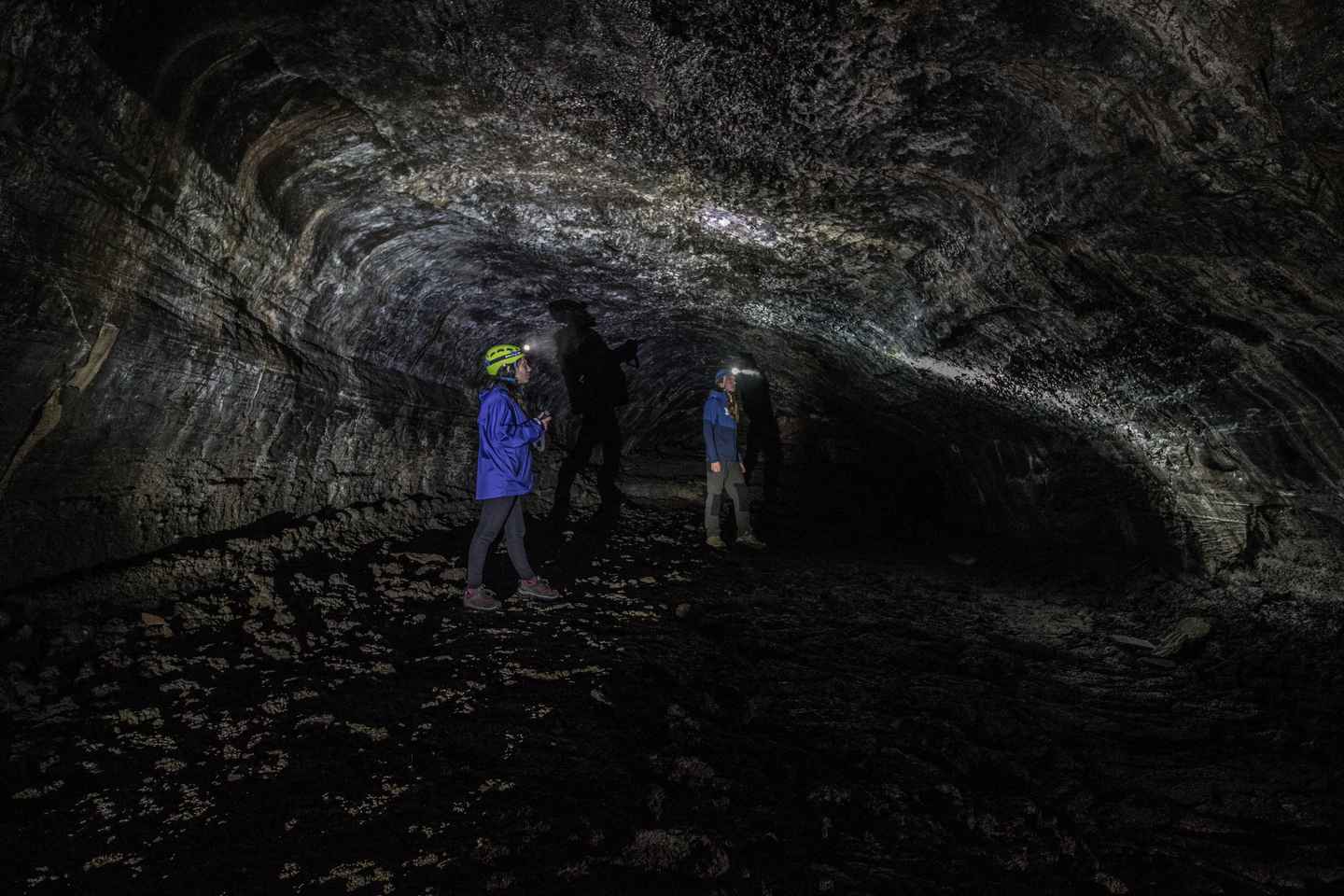 Grotta Leidarendi: Avventura nei Tunnel di Lava da Reykjavik