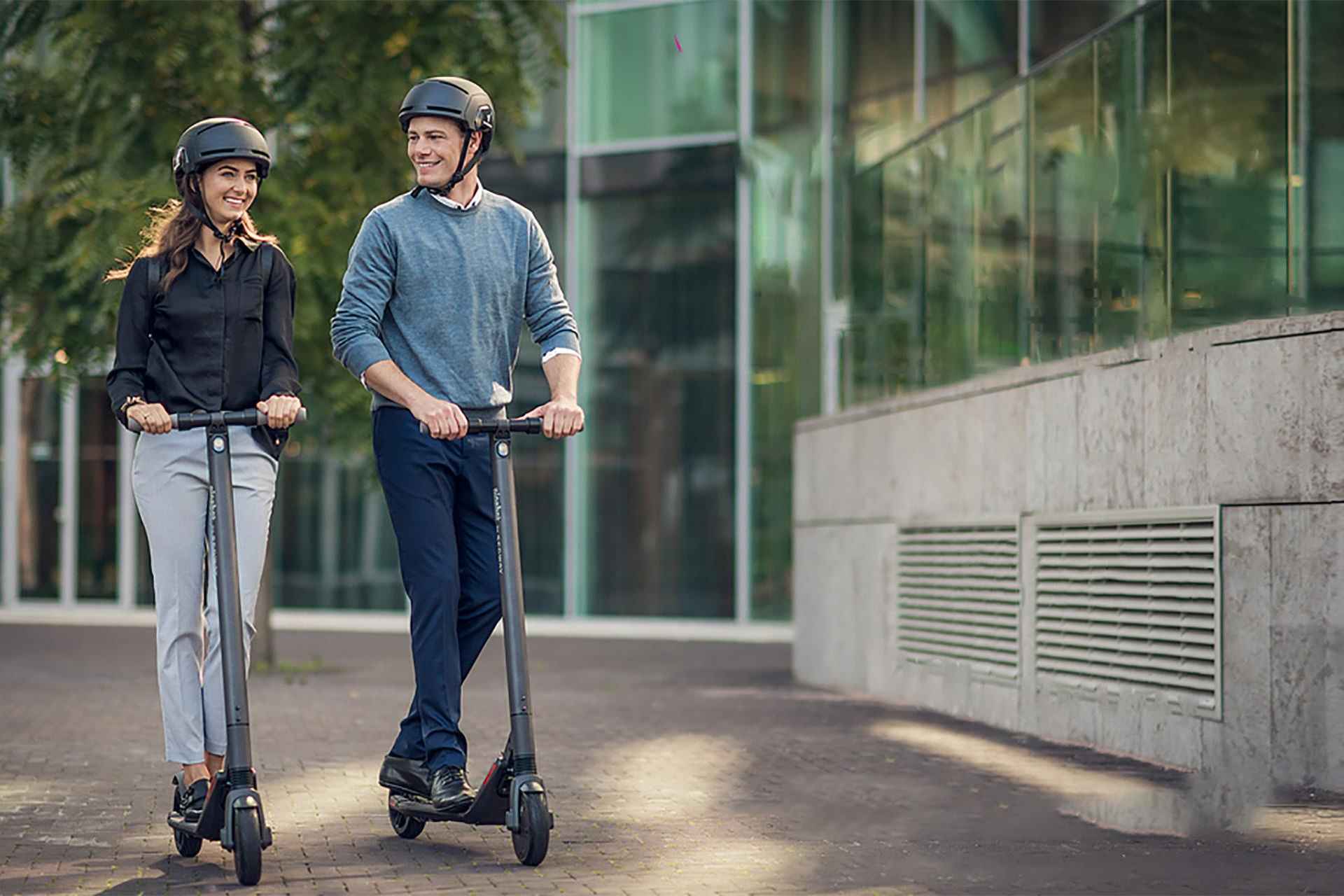 Tour in Monopattino Elettrico: Magia nel Centro Storico! Guide