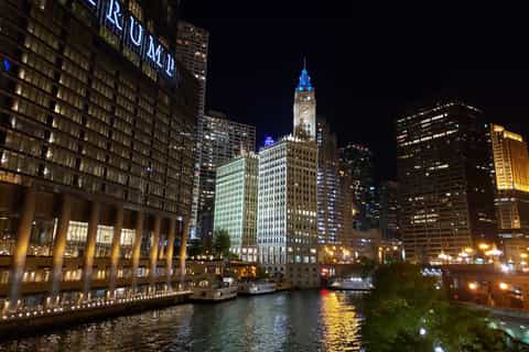 Chicago: 90-Minute River and Lakefront Cruise at Night