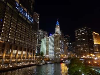Chicago: Fluss- & Lakefront-Fahrt bei Nacht Chicago: Fluss- & Lakefront-Fahrt bei Nacht