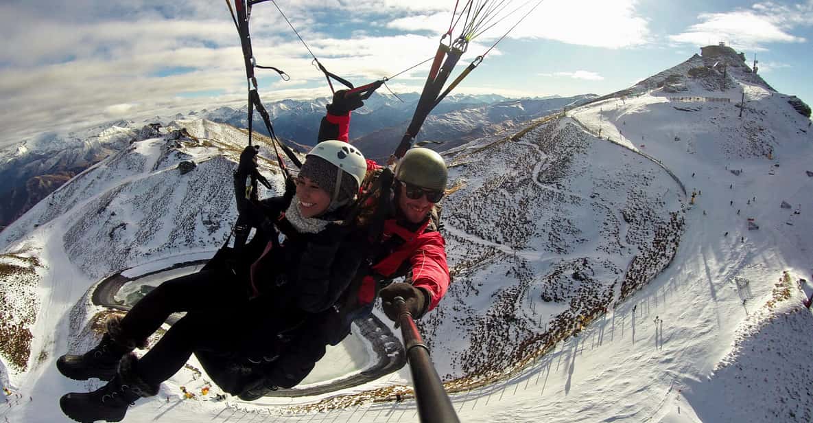 Queenstown: Winter Tandem Paragliding Summit Instructional