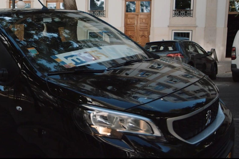 Lisbon: Airport Private Transfer to/from Lisbon city hotels Private arrival transfer to Lisbon city in Executive vehicle