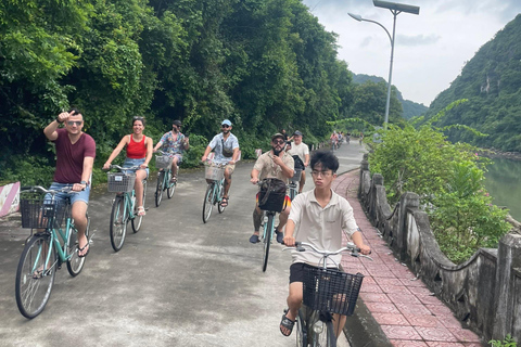 3D2N Lan Ha Bay 5 Star Cruise: Cat Ba island, swim, kayaking Senior Suite with private balcony - 2nd floor